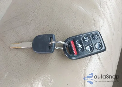 2009 Honda Odyssey Touring z USA, uszkodzony, nr VIN 5FNRL38849B005291